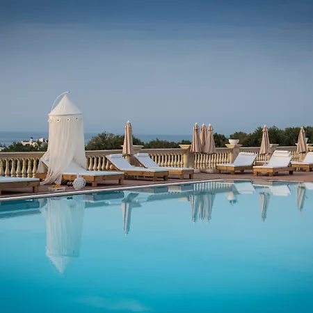 Notos Heights Hotel & Suites-3